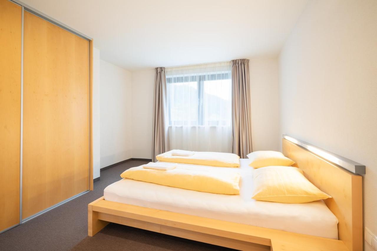 גרגלן Bohemia Apartments מראה חיצוני תמונה