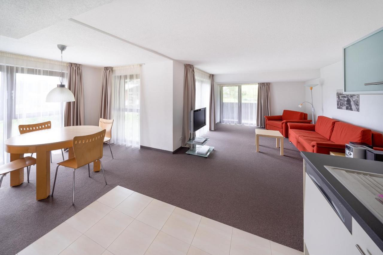 גרגלן Bohemia Apartments מראה חיצוני תמונה